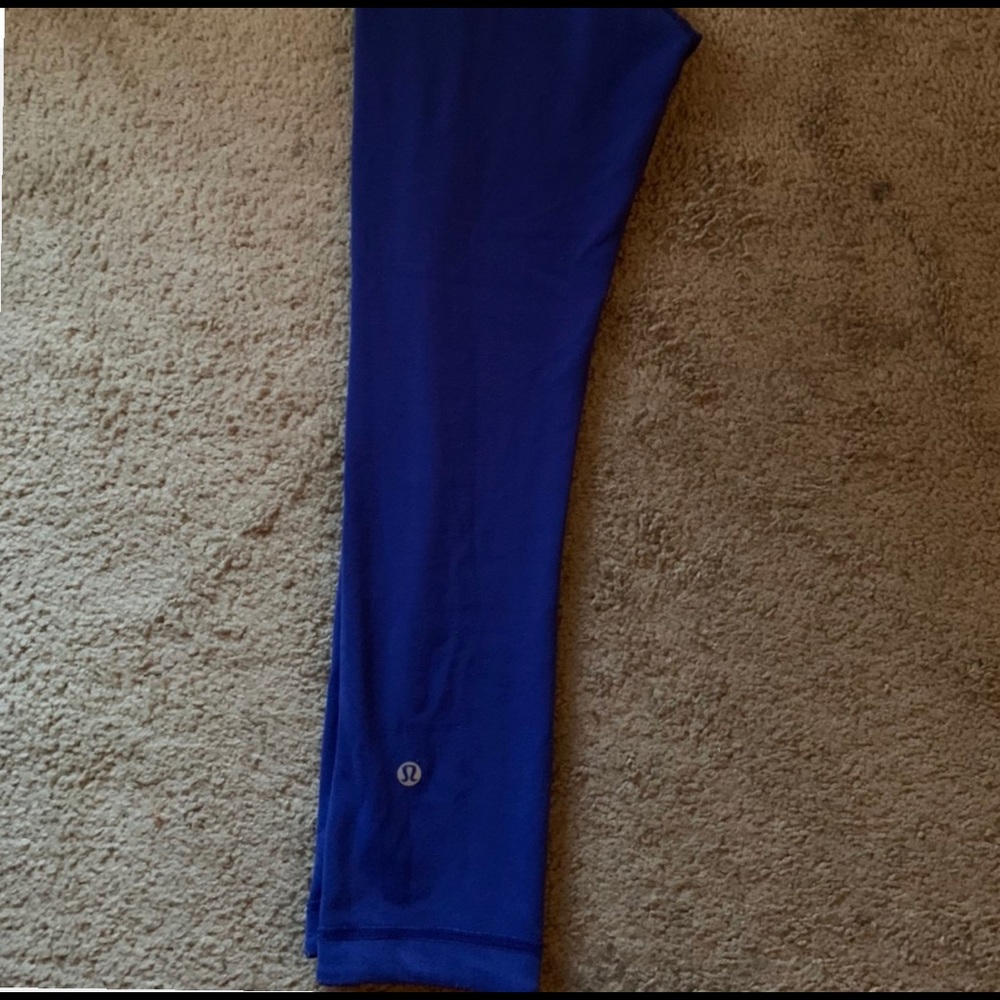 Lululemon REVERSABLE leggings!!!!!